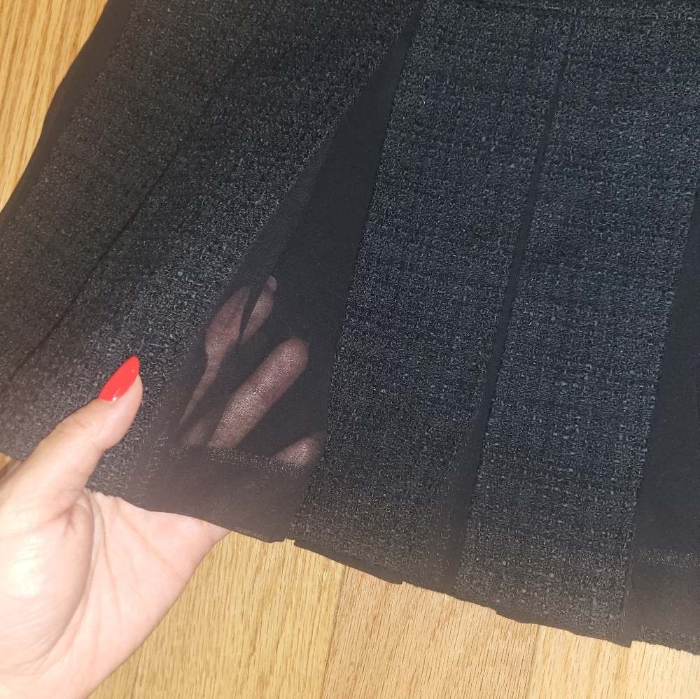 10. NWT SANDRO PLEATED TWEED SKIRT SIZE 36 / SMALL - Picture 8 of 11